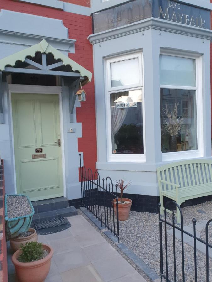 J'S Mayfair Guest House Blackpool Esterno foto