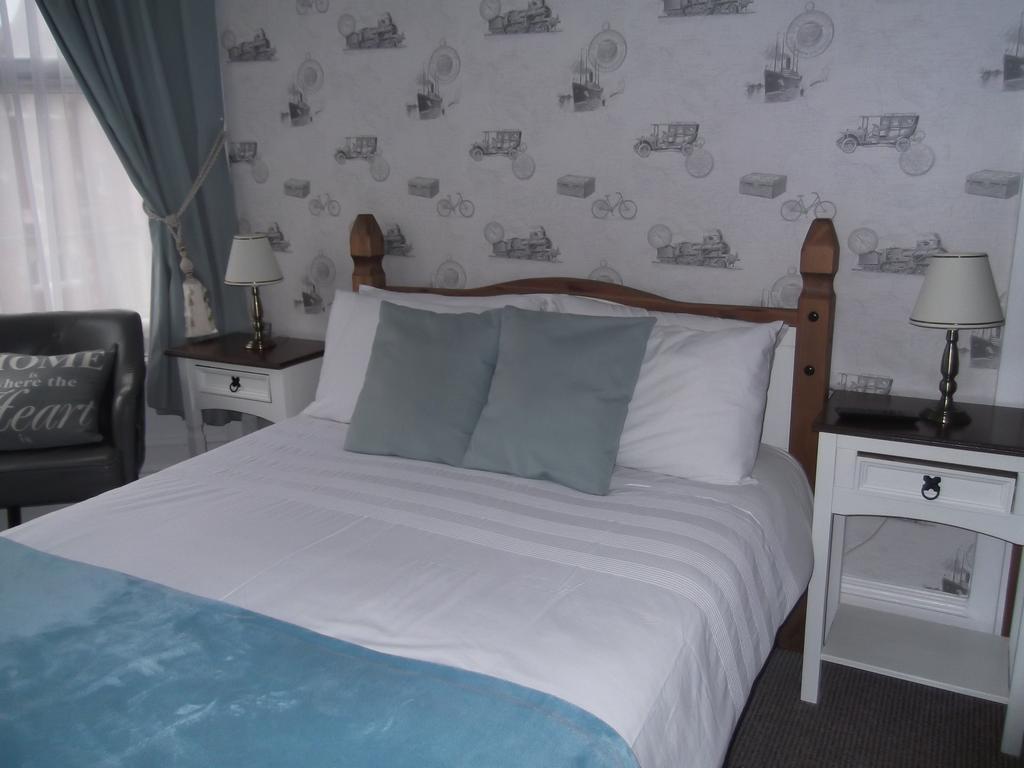 J'S Mayfair Guest House Blackpool Esterno foto