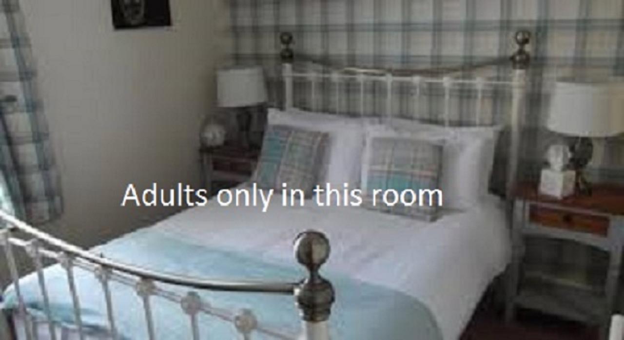 J'S Mayfair Guest House Blackpool Esterno foto